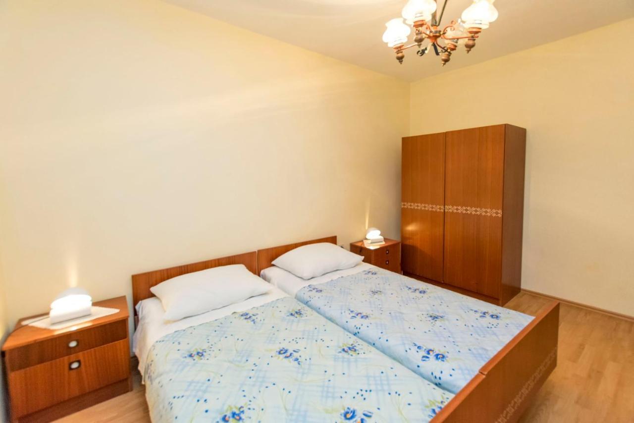 Apartment Lele Primosten Exterior photo